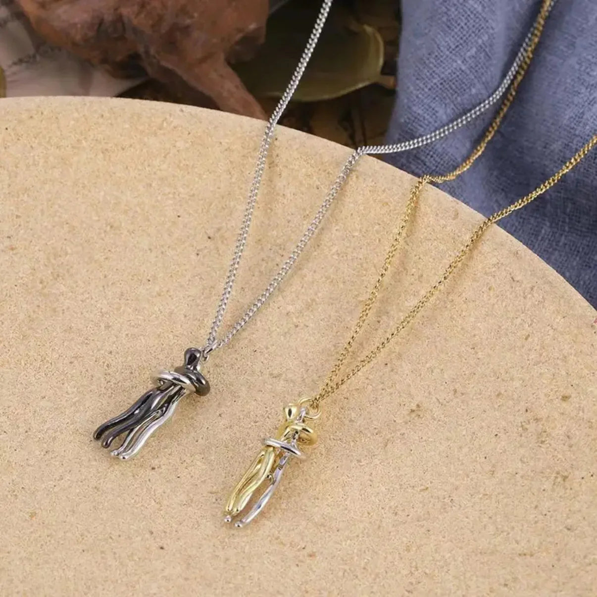 Couple's Hugging Pendant Necklace